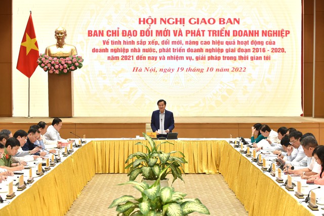  Phó Thủ tướng Lê Minh Khái chủ trì hội nghị về đổi mới và phát triển doanh nghiệp